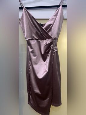 Q Mauve Satin Faux Wrap Mini Dress Size Small